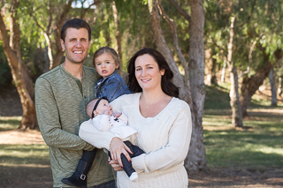 DDanielsFamilyPortraitSM7